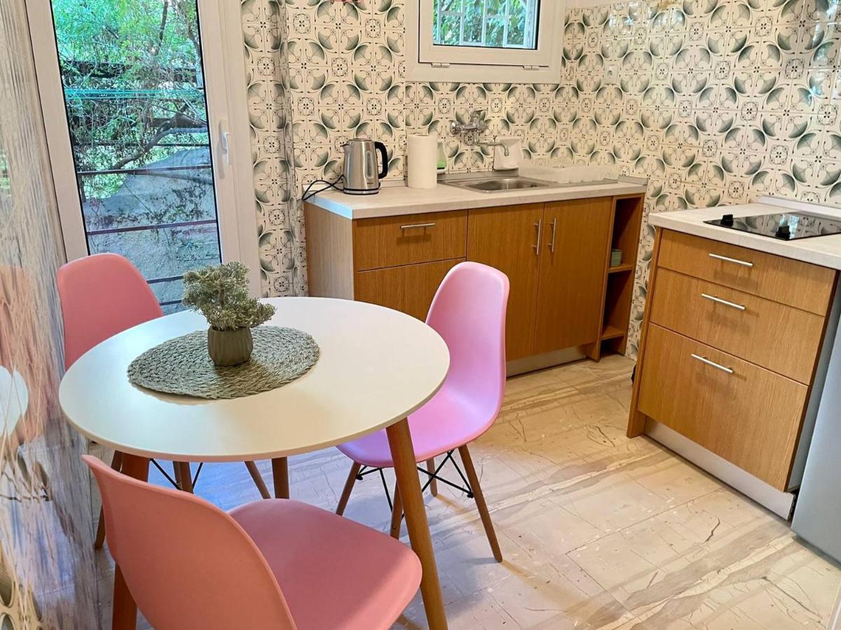 Cute Nikis Apartment Vipgreece Athena Bagian luar foto